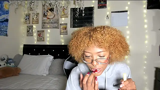 Cristal Jonasxh online show from 27, 1, 2025