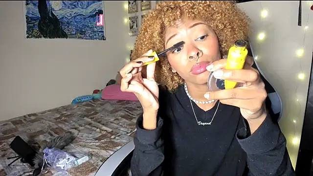 Cristal Jonasxh online show from 17, 2, 2025