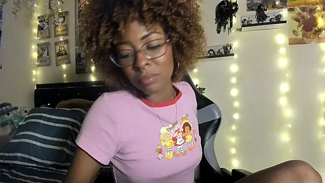 Cristal Jonasxh online show from 11, 10, 2025