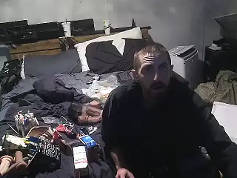 Bi curious86 online show from 15, 2, 2026