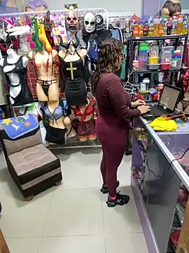 ROSALIALUCY online show from 5, 11, 2025