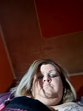 ducicsajsziii online show from 8, 3, 2026