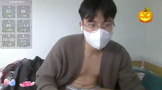 Gwencloudy online show from 8, 3, 2025