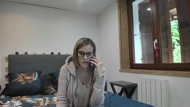 Snapshot of Madame_Callie chatting on 18, 5, 2026 Madame Callie online show from 18, 5, 2026