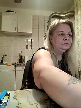 AriannaMilf online show from 21, 4, 2026