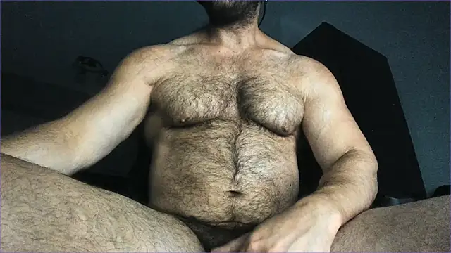 Snapshot of Hugealphabeast chatting on 23, 7, 2026 Hugealphabeast online show from 23, 7, 2026