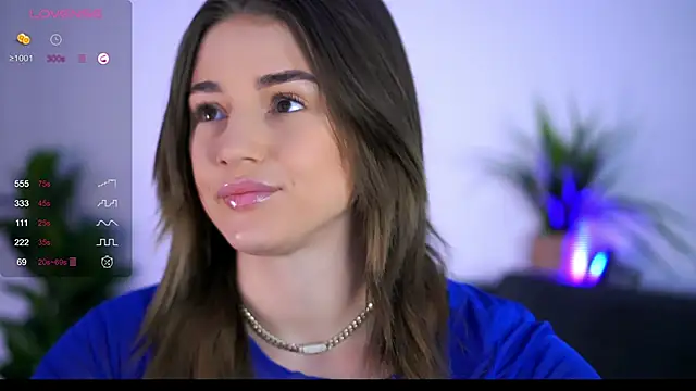 AishaCarter online show from 17, 9, 2025