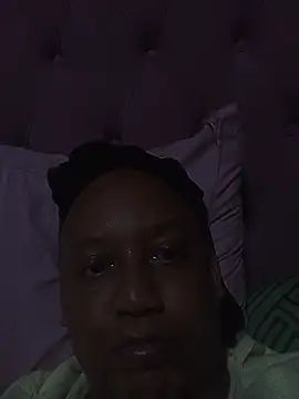 Snapshot of ShooingBunch chatting on 28, 5, 2026 ShooingBunch online show from 28, 5, 2026