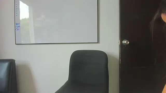 squirttati33 online show from 27, 10, 2025