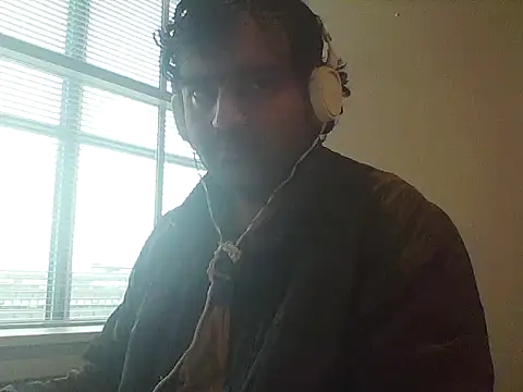 JohnBond009 online show from 3, 10, 2025