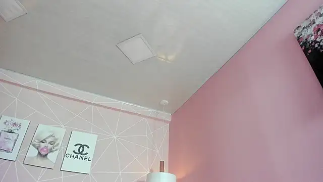 dolly zoe online show from 21, 10, 2025