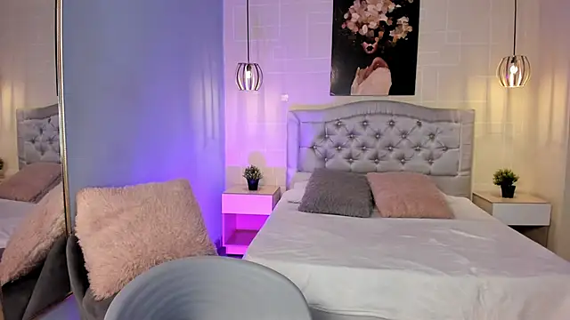 ayshel   online show from 28, 1, 2025