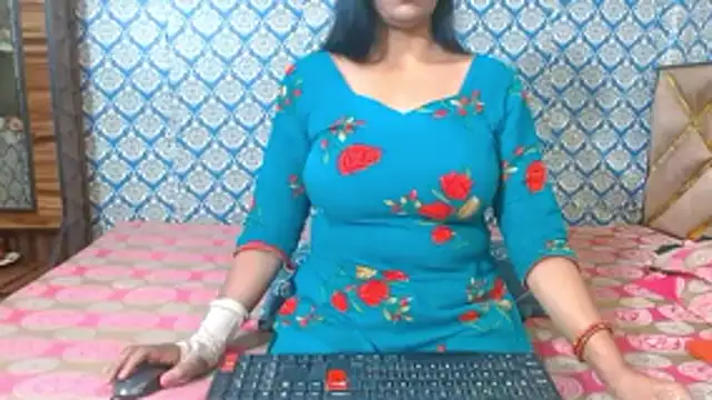 nikitahot3 online show from 20, 11, 2025