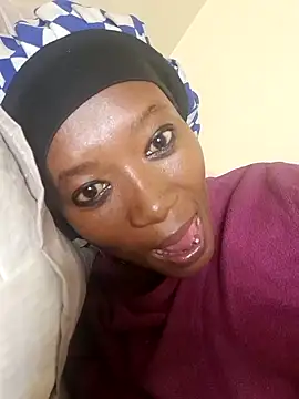 NikkiDickSavage online show from 22, 3, 2025