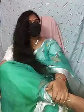 Snapshot of yours-kavaya chatting on 6, 12, 2024 yours-kavaya online show from 6, 12, 2024