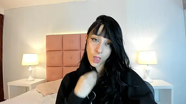 lhiamfit online show from 5, 3, 2025