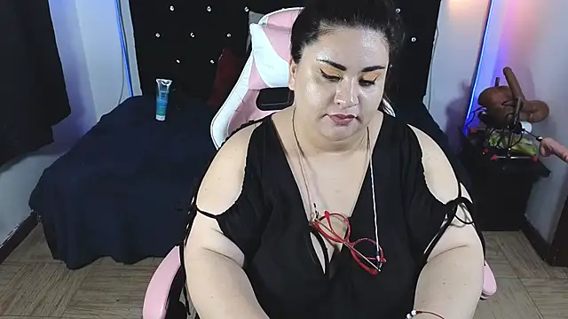 Snapshot of anacohen chatting on 28, 2, 2025 anacohen online show from 28, 2, 2025