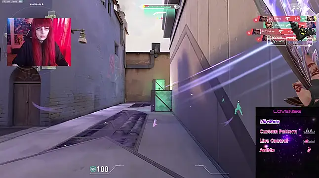 Snapshot of linda_mort chatting on 5, 11, 2025 linda mort online show from 5, 11, 2025