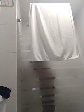 Renooo04 online show from 6, 2, 2026