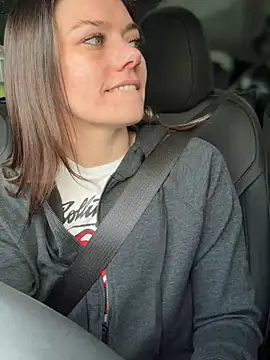 LadyLena1 online show from 9, 2, 2025