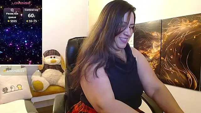 Snapshot of amalia_brunette chatting on 14, 12, 2025 amalia brunette online show from 14, 12, 2025