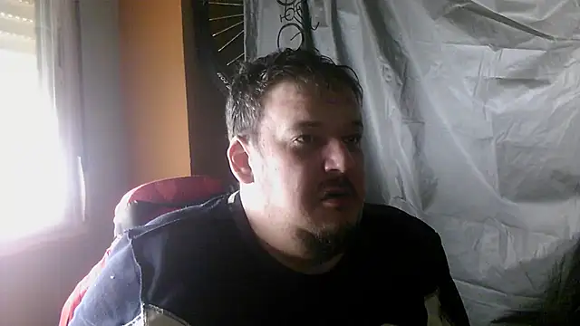 porkorossy online show from 8, 4, 2026