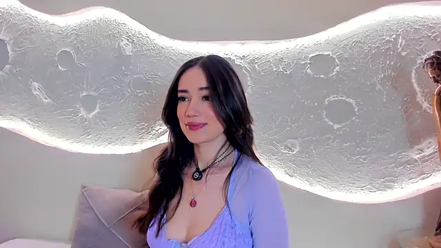 Kate Amaretto  online show from 5, 12, 2025