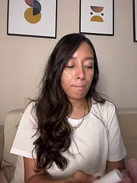 DianaHopson online show from 5, 4, 2026