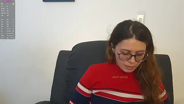 Snapshot of irinasweet27 chatting on 8, 2, 2025 irinasweet27 online show from 8, 2, 2025