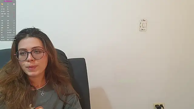 Snapshot of irinasweet27 chatting on 9, 3, 2025 irinasweet27 online show from 9, 3, 2025