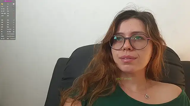 Snapshot of irinasweet27 chatting on 21, 3, 2025 irinasweet27 online show from 21, 3, 2025