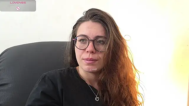 Snapshot of irinasweet27 chatting on 10, 9, 2025 irinasweet27 online show from 10, 9, 2025