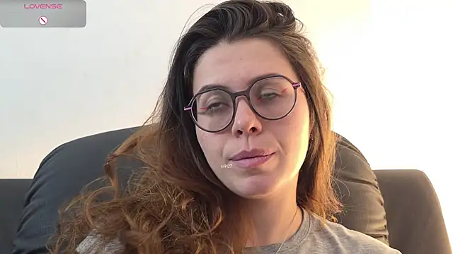 Snapshot of irinasweet27 chatting on 24, 9, 2025 irinasweet27 online show from 24, 9, 2025