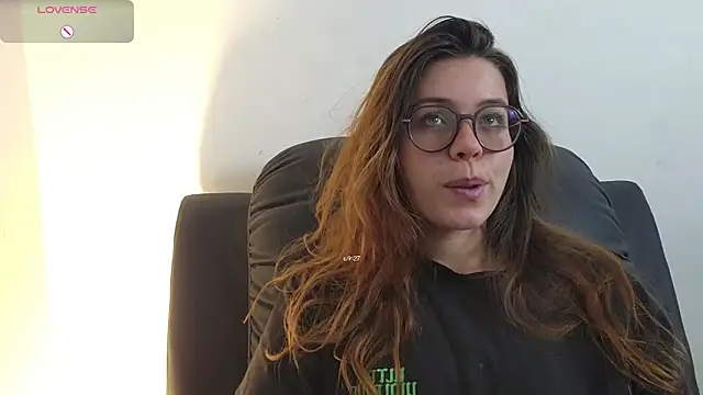 Snapshot of irinasweet27 chatting on 17, 10, 2025 irinasweet27 online show from 17, 10, 2025