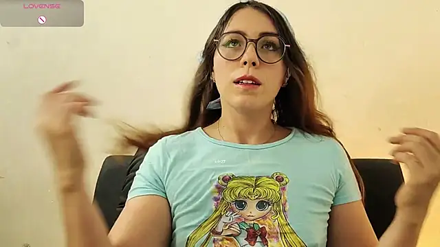 Snapshot of irinasweet27 chatting on 7, 11, 2025 irinasweet27 online show from 7, 11, 2025