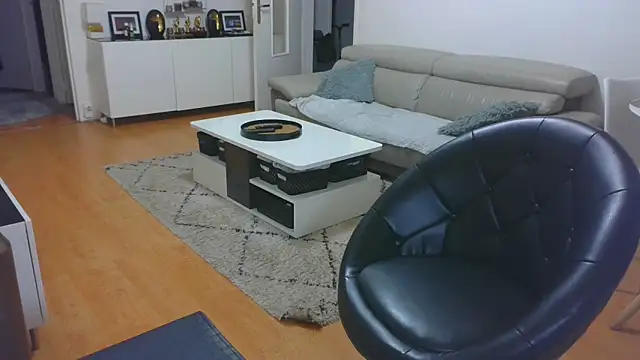 Snapshot of sarametisse26 chatting on 6, 10, 2025 sarametisse26 online show from 6, 10, 2025