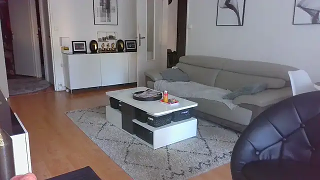 Snapshot of sarametisse26 chatting on 10, 10, 2025 sarametisse26 online show from 10, 10, 2025