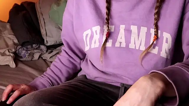 xxpixeyxx online show from 7, 3, 2025