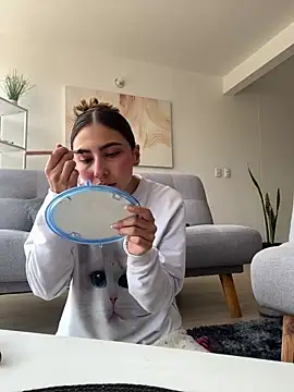 Ameellie online show from 28, 2, 2025