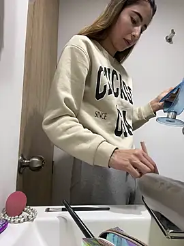 Ameellie online show from 22, 3, 2025