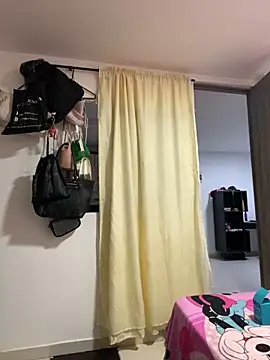 Snapshot of amelye_saens chatting on 31, 12, 2024 amelye saens online show from 31, 12, 2024