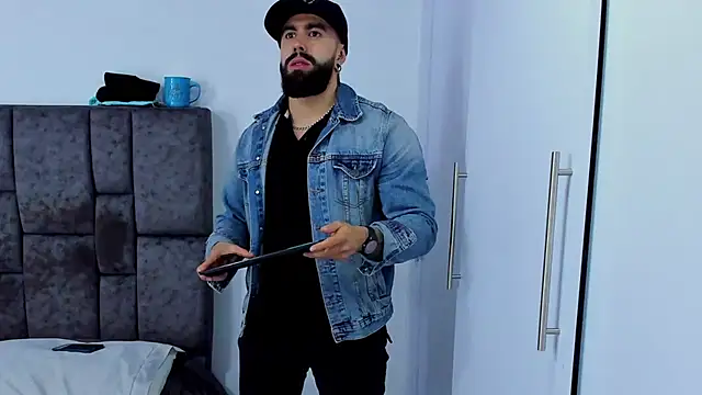 Zack Froone online show from 20, 2, 2025