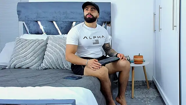 Zack Froone online show from 30, 10, 2025