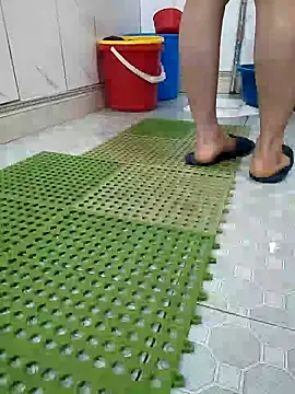 I AM NOT A SLUT online show from 7, 2, 2025