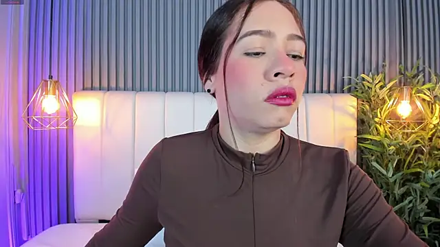 SaraRiley online show from 20, 12, 2025