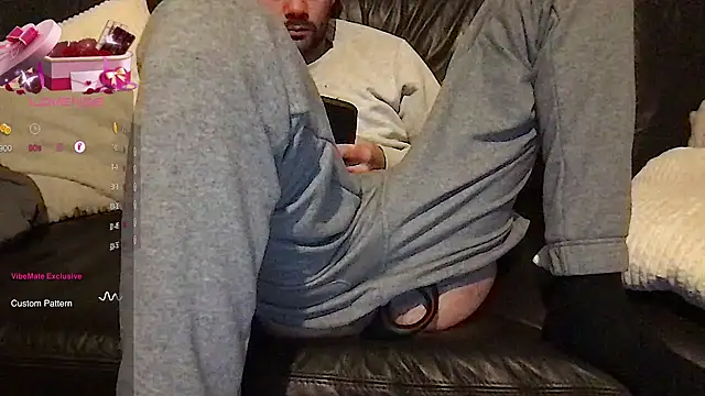 Snapshot of athenphysics chatting on 7, 12, 2024 athenphysics online show from 7, 12, 2024