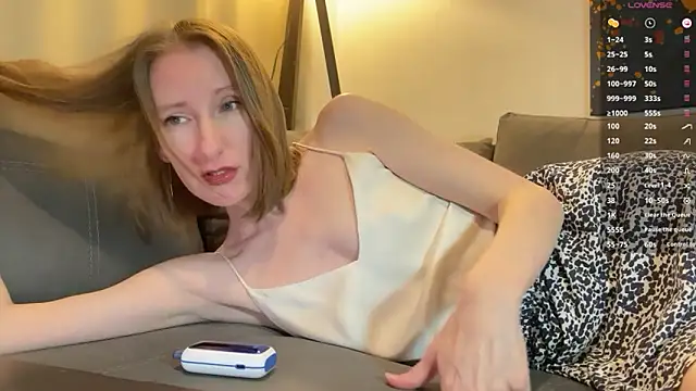 MonikaBos online show from 6, 1, 2025