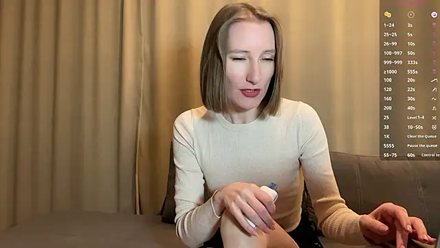 MonikaBos online show from 24, 2, 2025