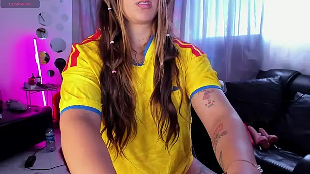 Snapshot of Natasha_Wilde_ chatting on 23, 6, 2026 Natasha Wilde online show from 23, 6, 2026