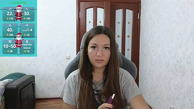 Snapshot of Nelly_Fischer chatting on 12, 12, 2024 Nelly Fischer online show from 12, 12, 2024